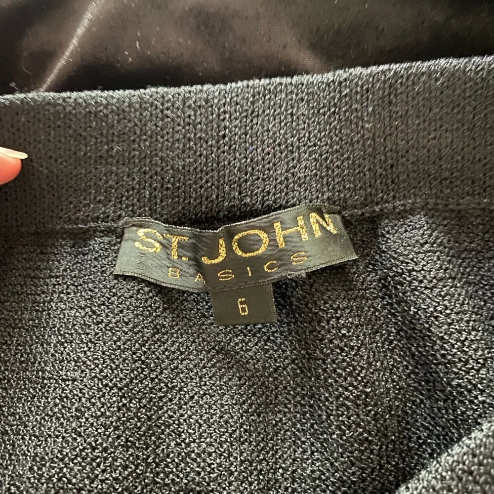St. John Black Blazer Tailored Suit 3 piece set - Picture 6 of 8
